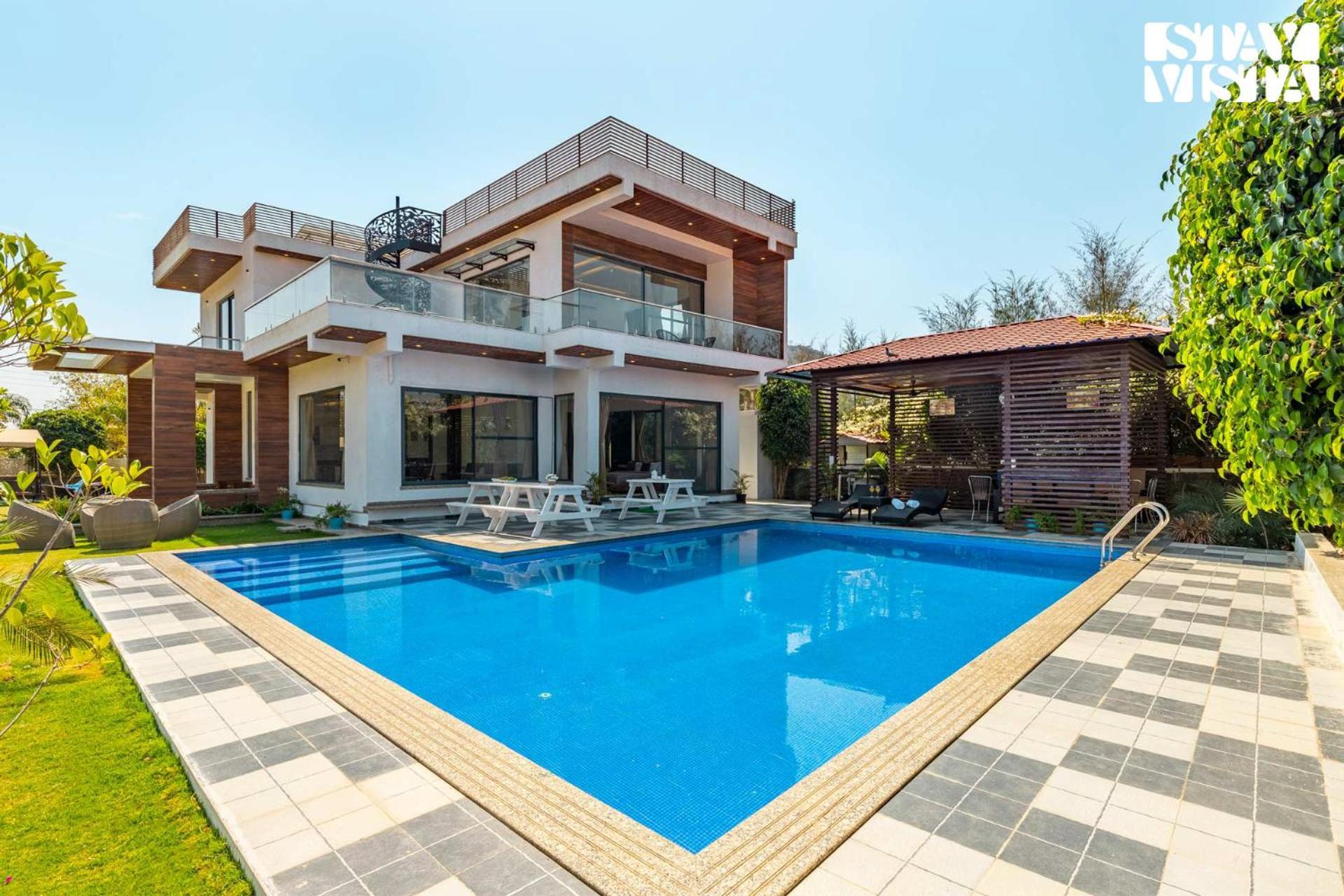 Stayvista'S Bella Dream - Mountain-View With Outdoor Pool, Lawn Featuring A Gazebo & Indoor Games Udajpur Exteriér fotografie
