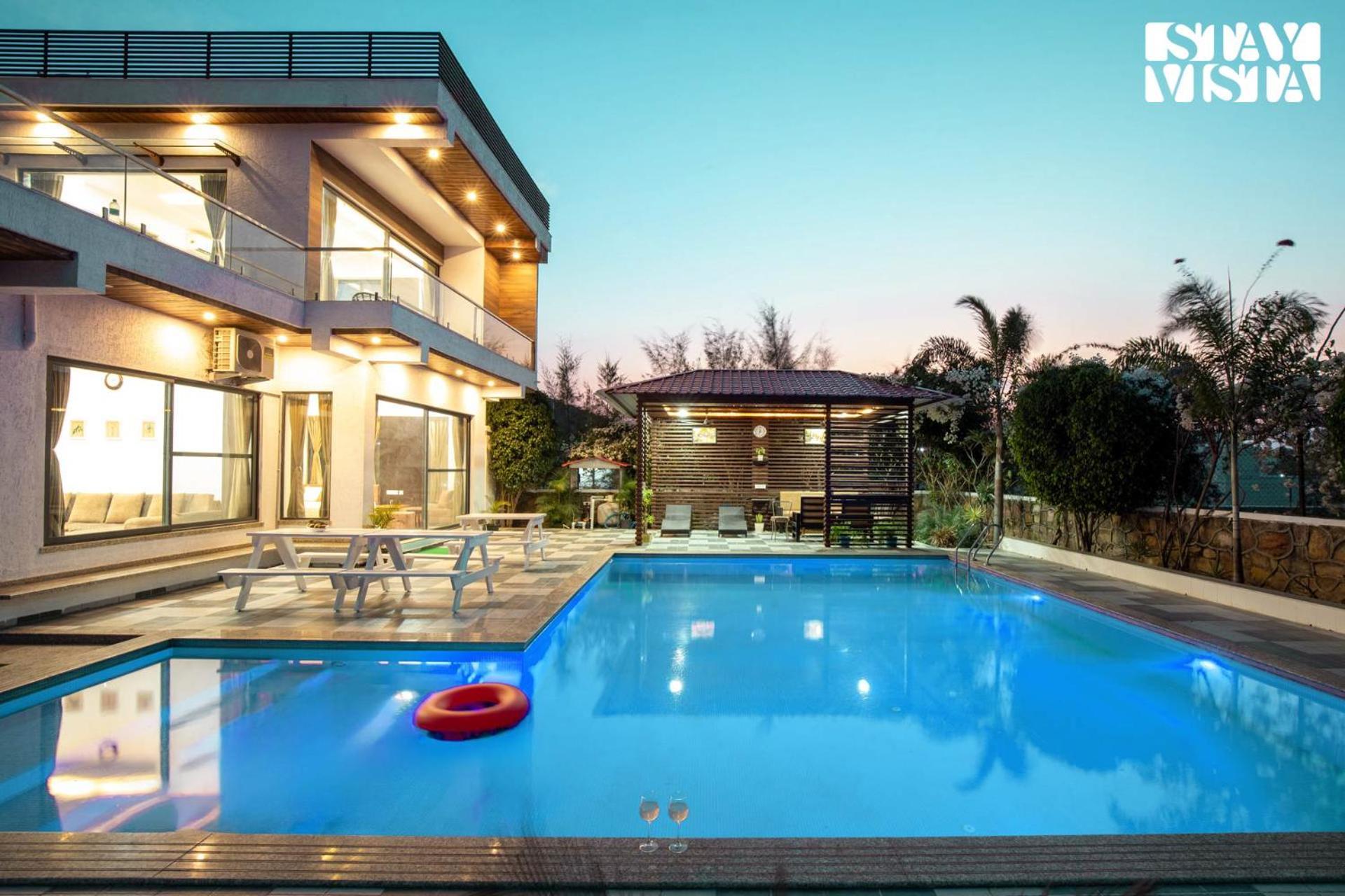 Stayvista'S Bella Dream - Mountain-View With Outdoor Pool, Lawn Featuring A Gazebo & Indoor Games Udajpur Exteriér fotografie