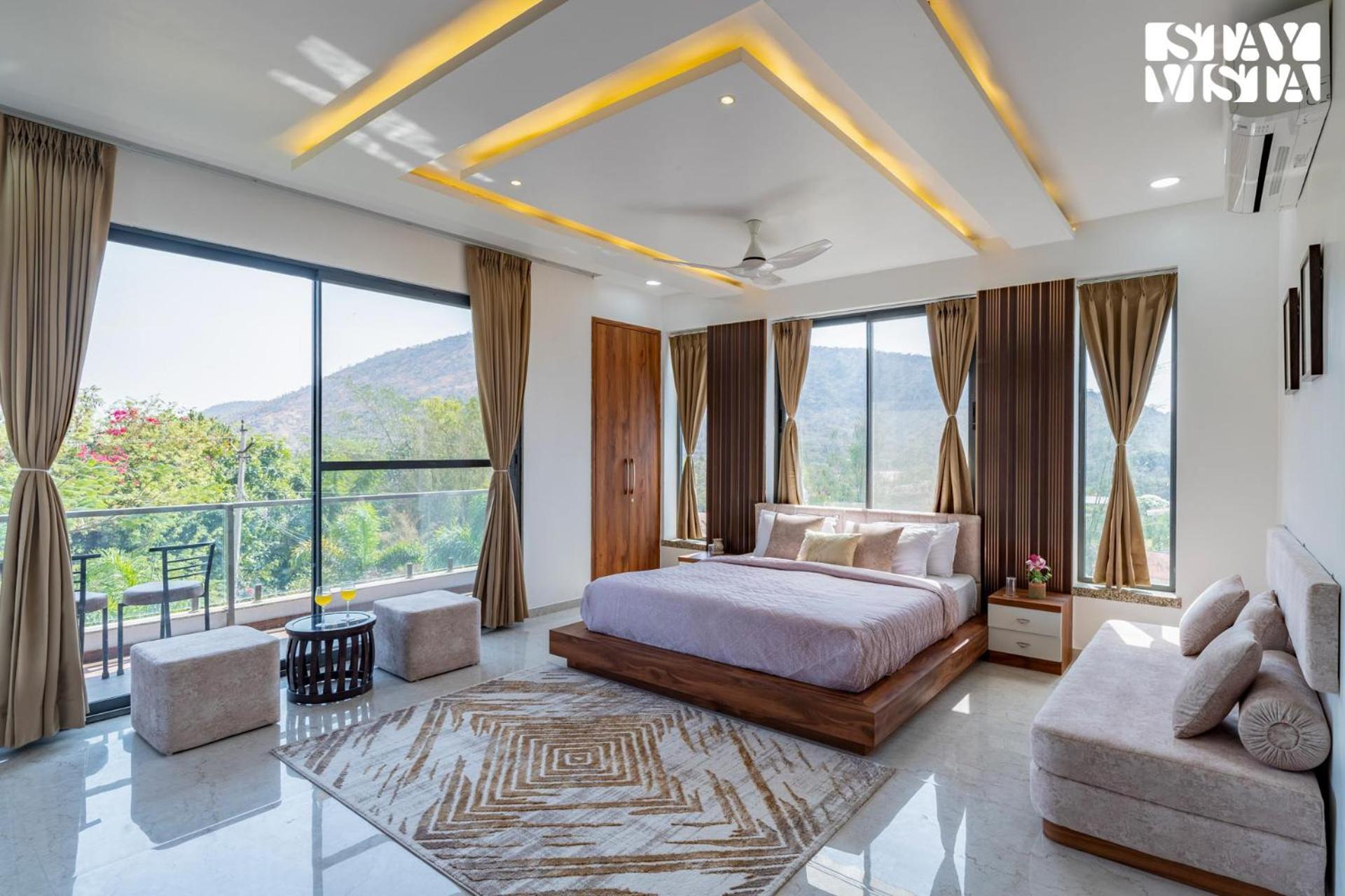 Stayvista'S Bella Dream - Mountain-View With Outdoor Pool, Lawn Featuring A Gazebo & Indoor Games Udajpur Exteriér fotografie